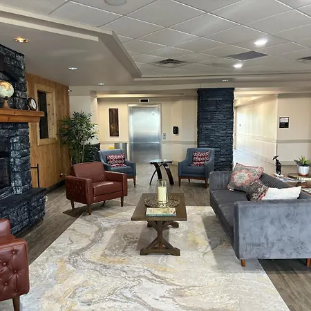 Ramada By Wyndham Estevan-3