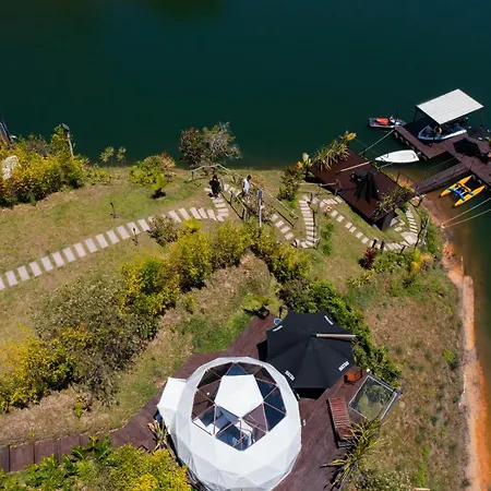 Domus Glamping Guatape-3