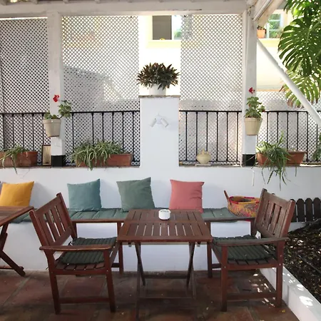 Hostal Las Acacias-2