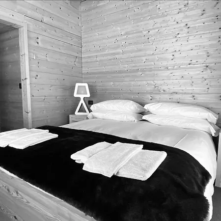 Orso Bianco Hotel & Chalet-2