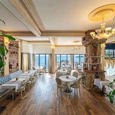 Hotel Adrovic-3