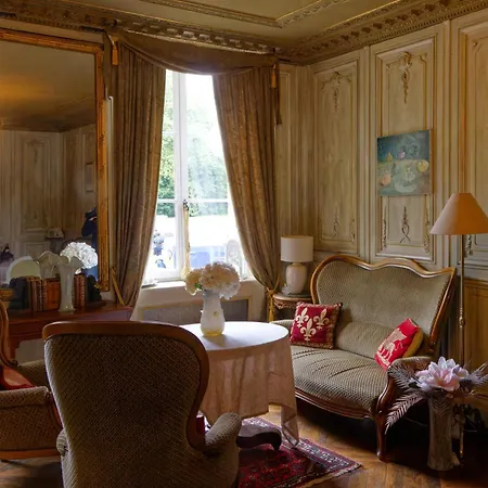 Chateau Du Four De Vaux-2