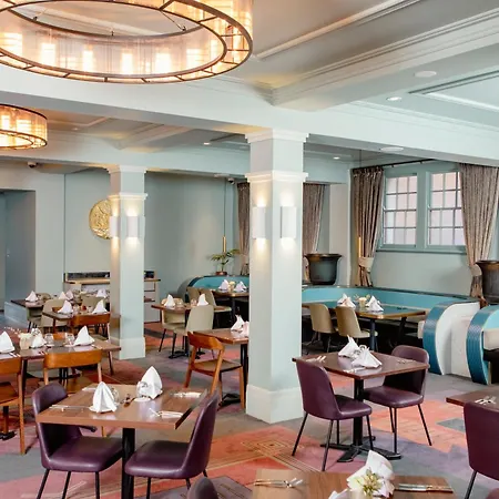 Tattersalls Hotel-2