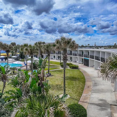 Seahorse Oceanfront Inn-3