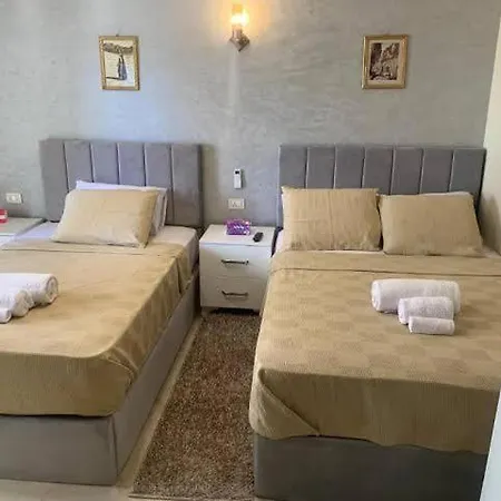 Paradise Home Guesthouse-2