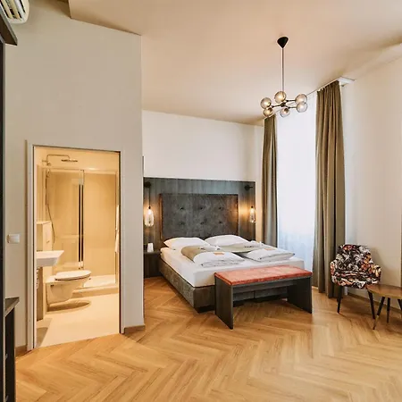 Urban Rooms Rathaus - Self Check-In-3