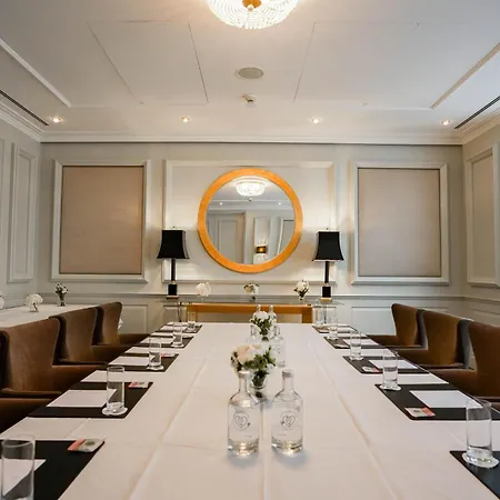 Steigenberger Icon Parkhotel Duesseldorf-3