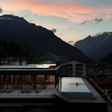 Sportlers Lodge Soelden Lifestyle-Laessig-Anders-3