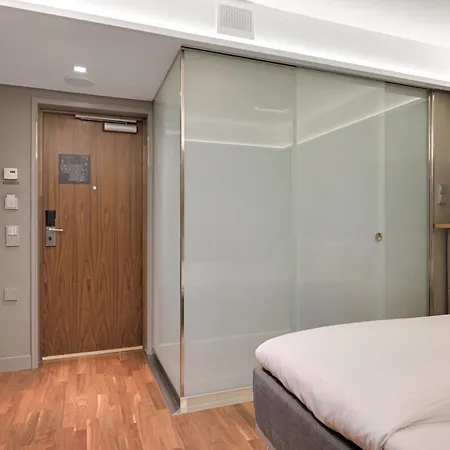 Comfort Hotel Xpress Helsinki Airport Terminal-2