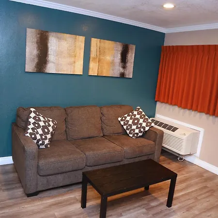 Anaheim Executive Inn & Suites-2