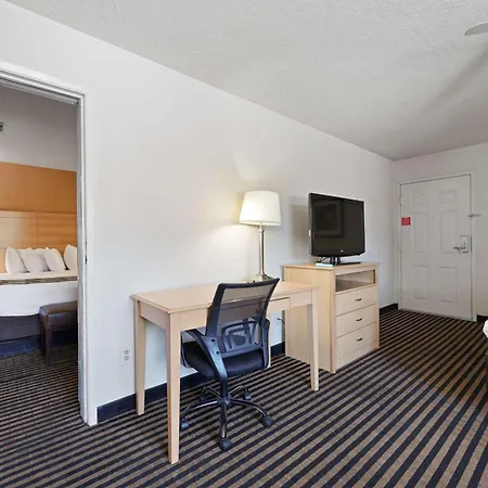 Best Western Plus Executive Inn & Suites-3