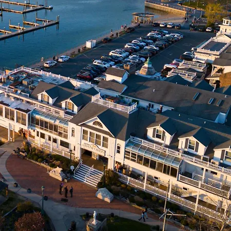 Danfords Hotel & Marina-2