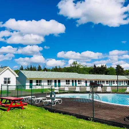 Anne Shirley Motel & Cottages-2