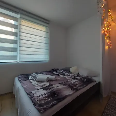 Pandora'S Place-2