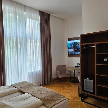 Hotel Villa Sophia-3