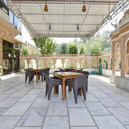 Hotel Empire Palace, Near Fateh Sagar Lake-3