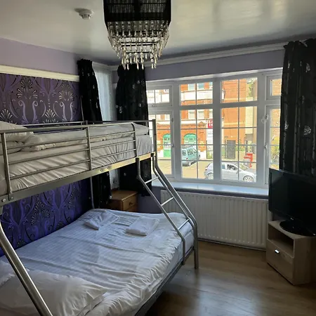 Clacton Guest House-3