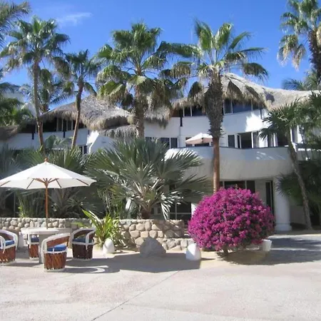 Club Cascadas De Baja-2