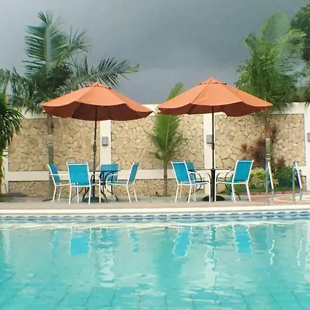 West Loch Park Hotel-2