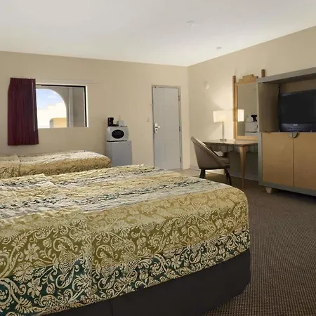 Travelodge By Wyndham Clovis-2