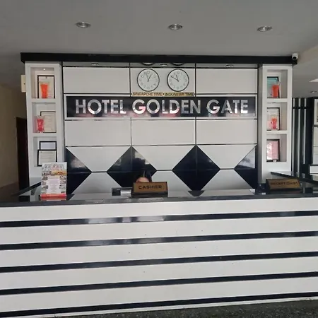 Collection O 625 Hotel Golden Gate-3