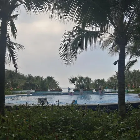 Happy Beach Oceanview Arena Cam Ranh Condotel-3