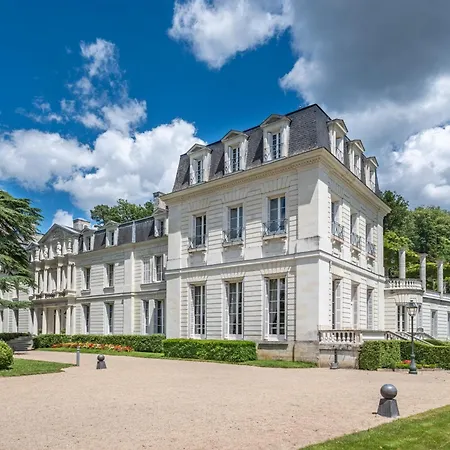 Chateau De Rochecotte-3