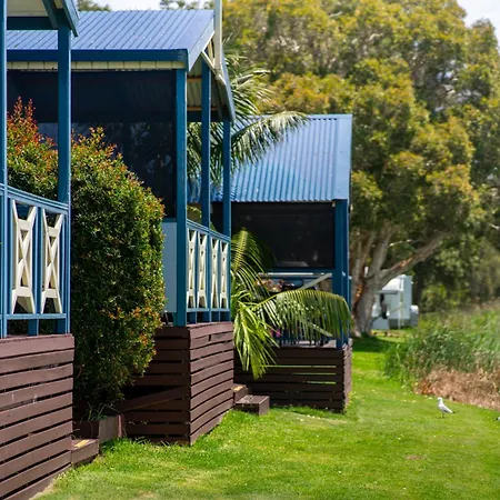 Two Shores Holiday Park-3