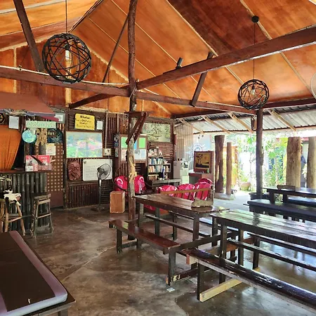 Gecko Guesthouse-3