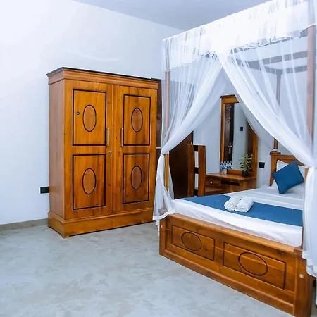 Muse Manor-3