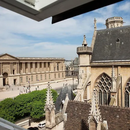 Relais Du Louvre-2