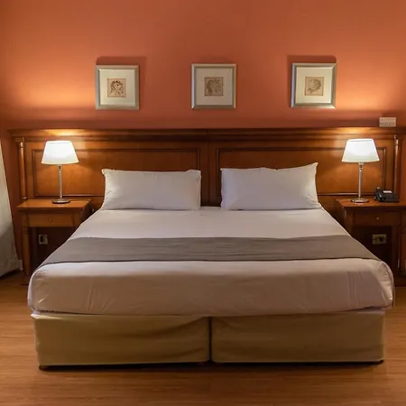 Hotel Albatros-3