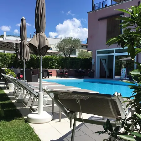 Hotel Villa Ca' Nova ***S-2