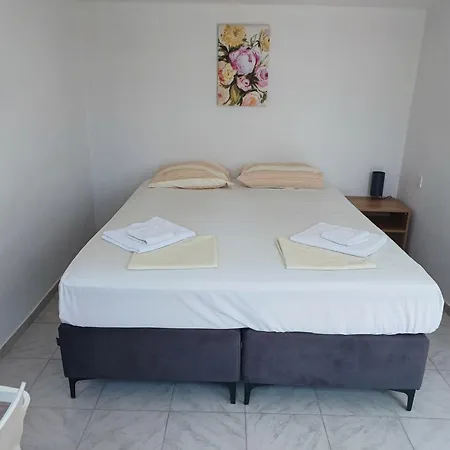Villa Adriatic Rooms-2