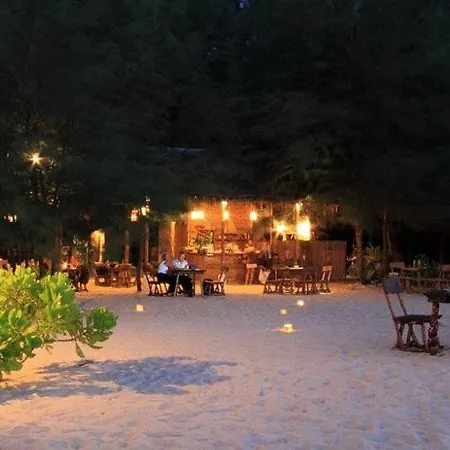 Hapla Beach Cottage-3