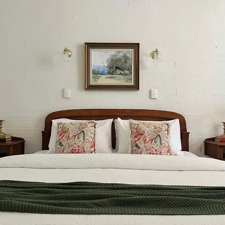Victoria House Motel And Wine Bar-3