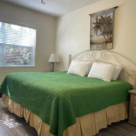 Venice Beach Villas-2
