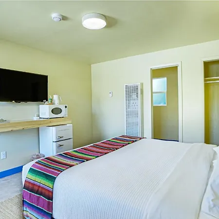 The Siesta Motel-2