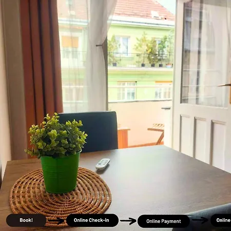 Black Sheep Budapest Smart Rooms-3