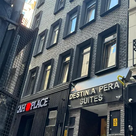 Destinia Pera-2