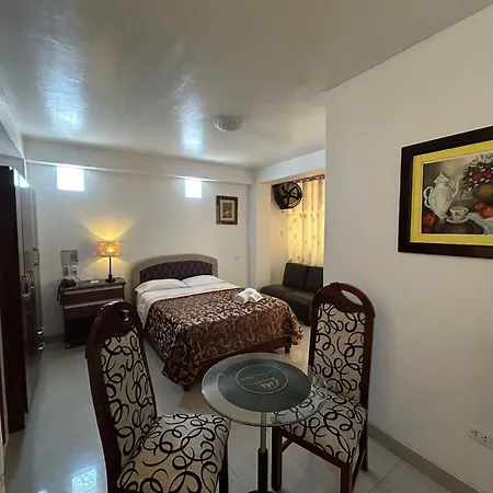 Hotel Residencial Los Tres Pinos-3