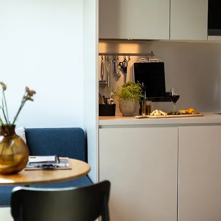 Unity Malmoe - A Studio Hotel-3