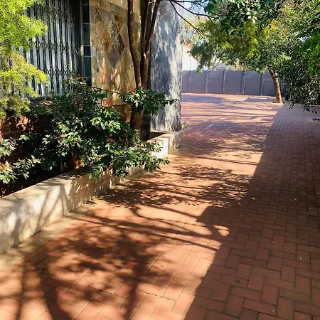 More-Inn Lodge Boksburg-2