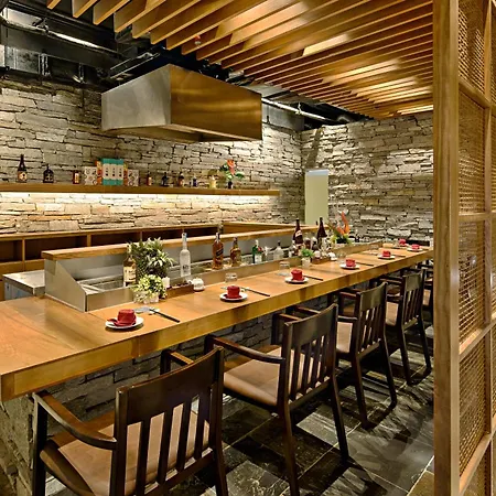 Zen Diamond Suites Hotel-2