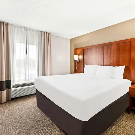 Comfort Suites Abingdon I-81-2