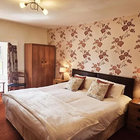 Dunns Houses Farmhouse B&B-3