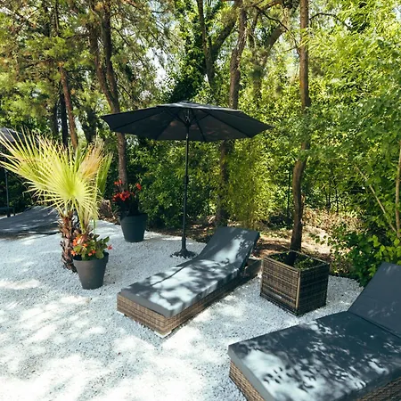 Suite And Spa La Perla Bianca-3