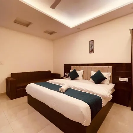 Hotel Rudra Inn , Near Railway And Bus Station , Shree Krishna Janambhoomi At 6 Min Distance , Free Parking-2