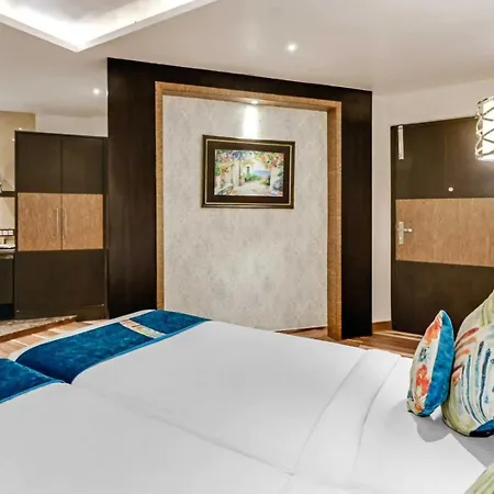 Hotel Acme-2