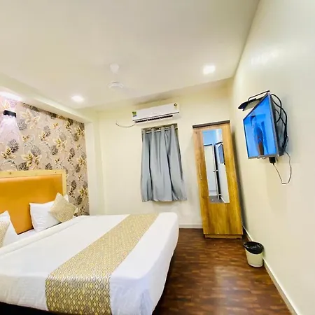 Hotel Alexa - Satellite Prahladnagar, Ahmedabad-3